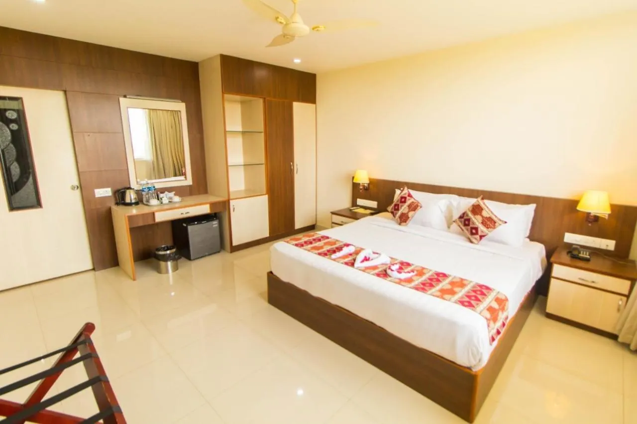 فندق Miracle Residency Kizhake Chālakudi
